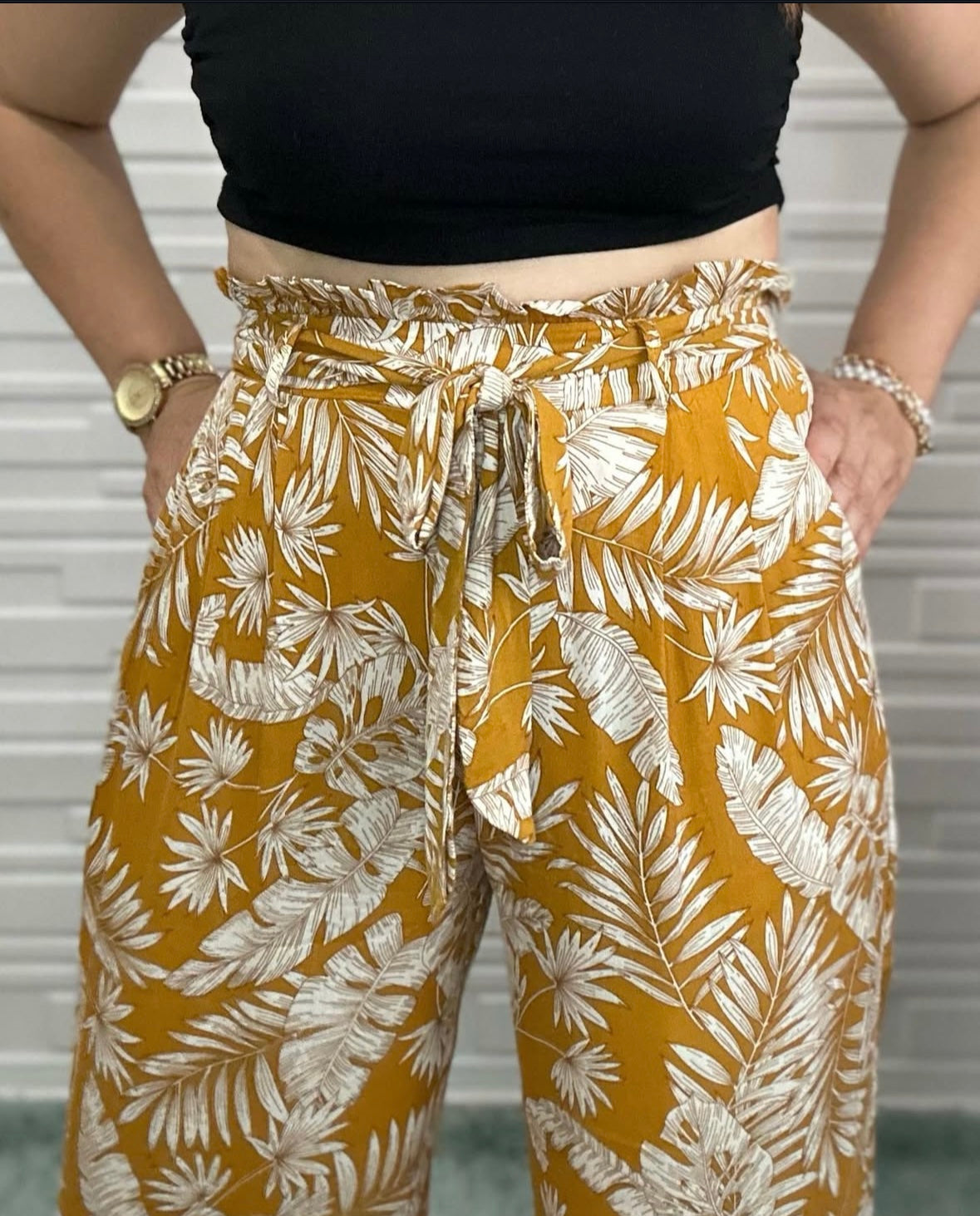 Wide leg pants