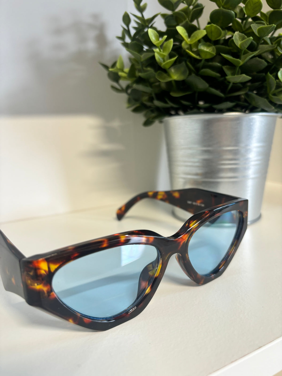 BR02 Sunglasses