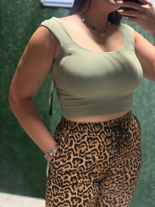 OLIVE BASIC TOP