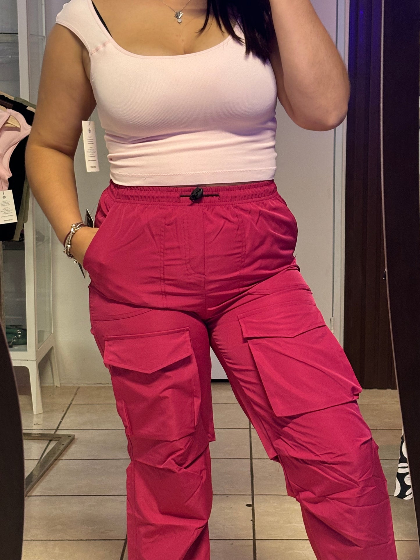 MAGENTA CARGO