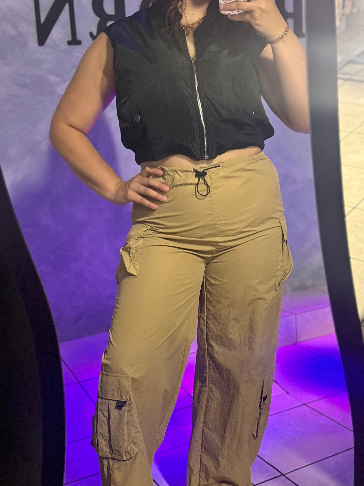KHAKI PARACHUTES