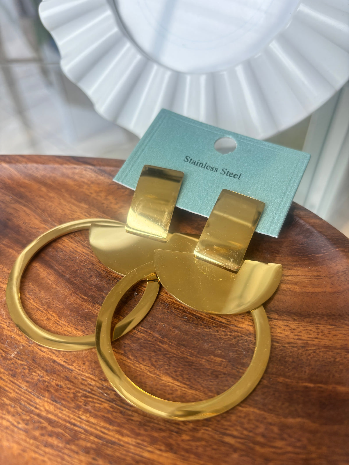 GOLD CHUNKY EARRINGS