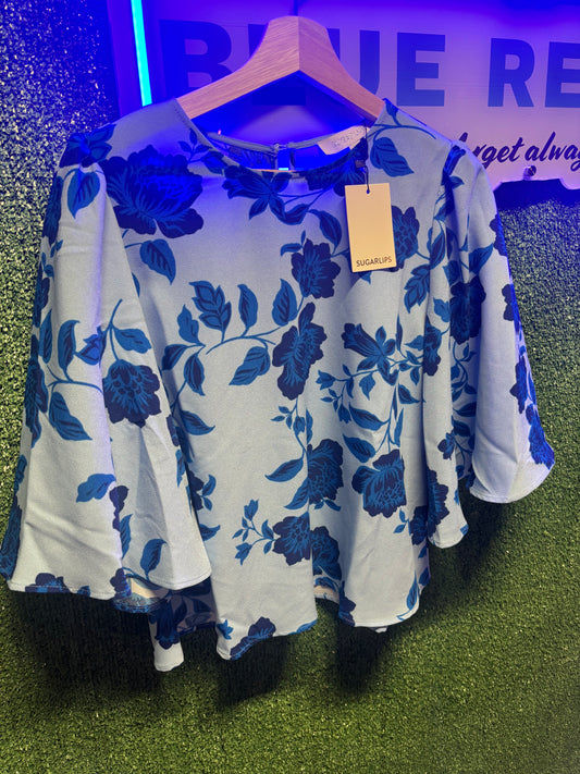 BLUE ROSES TOP