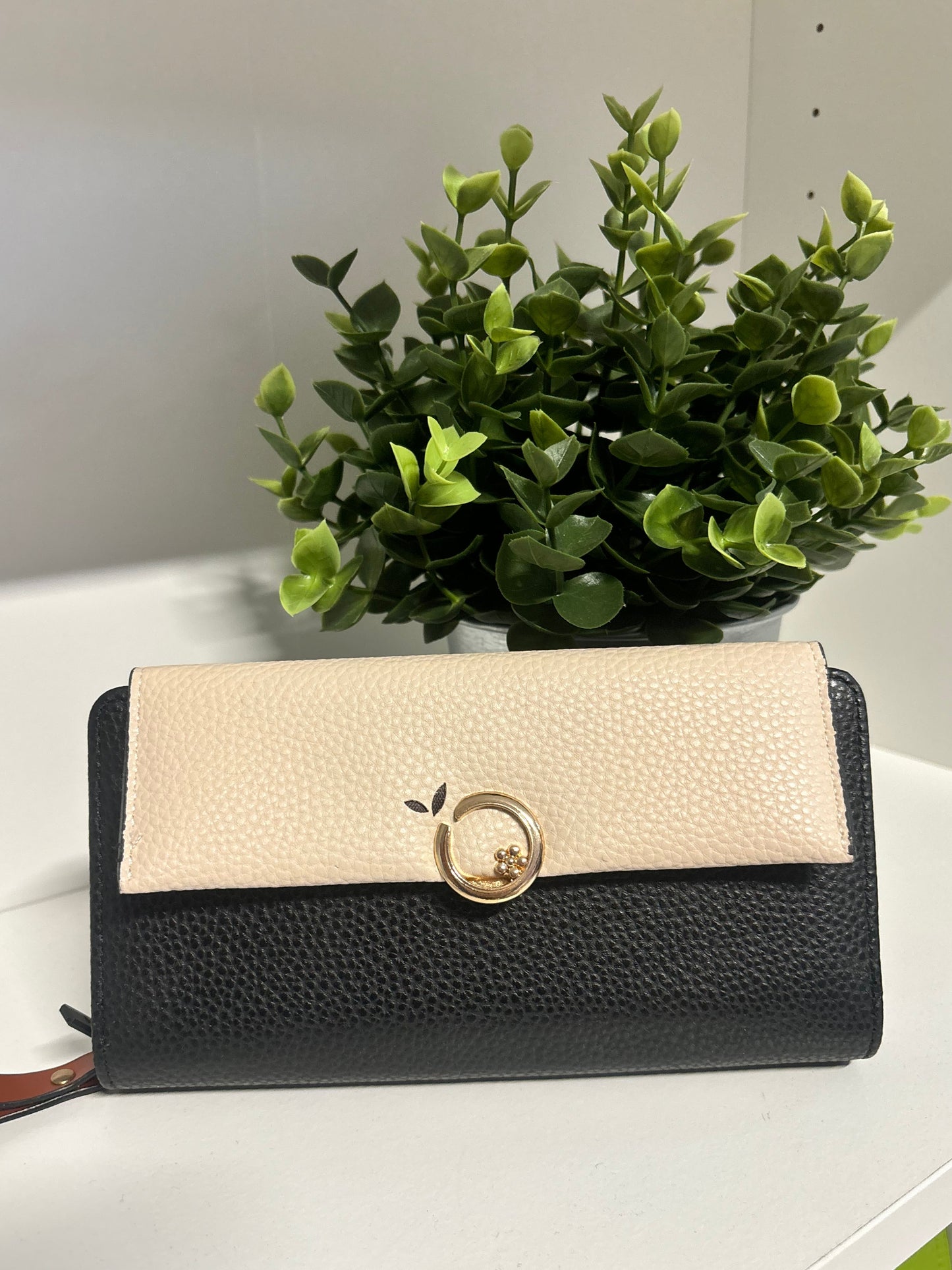 BLACK GOLD WALLET